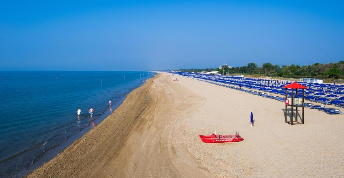 Appartamenti Solarium Bibione Exteriör bild